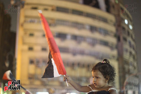 فرحة المصريين بميدان التحرير (9)