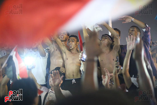فرحة المصريين بميدان التحرير (8)