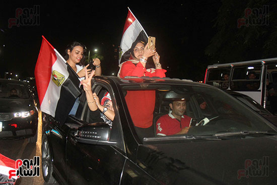 فرحة المصريين بالفوز  (25)