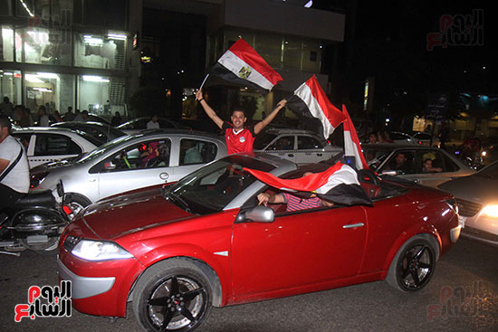 فرحة المصريين بالفوز  (16)