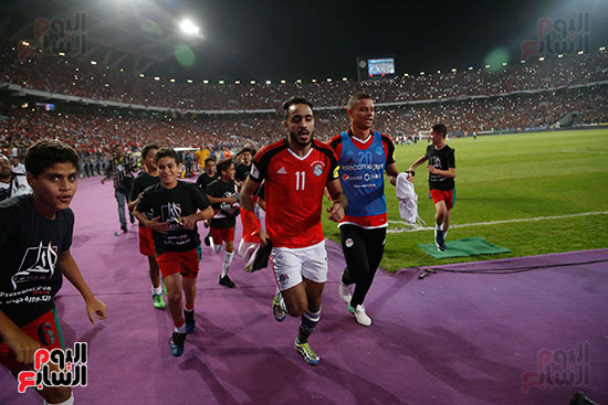 فرحة الفوز بمباراه مصر والكونغو (24)