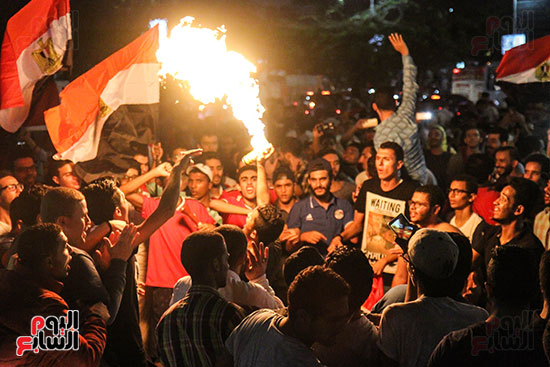احتفالات المصريين فى الشارع (33)