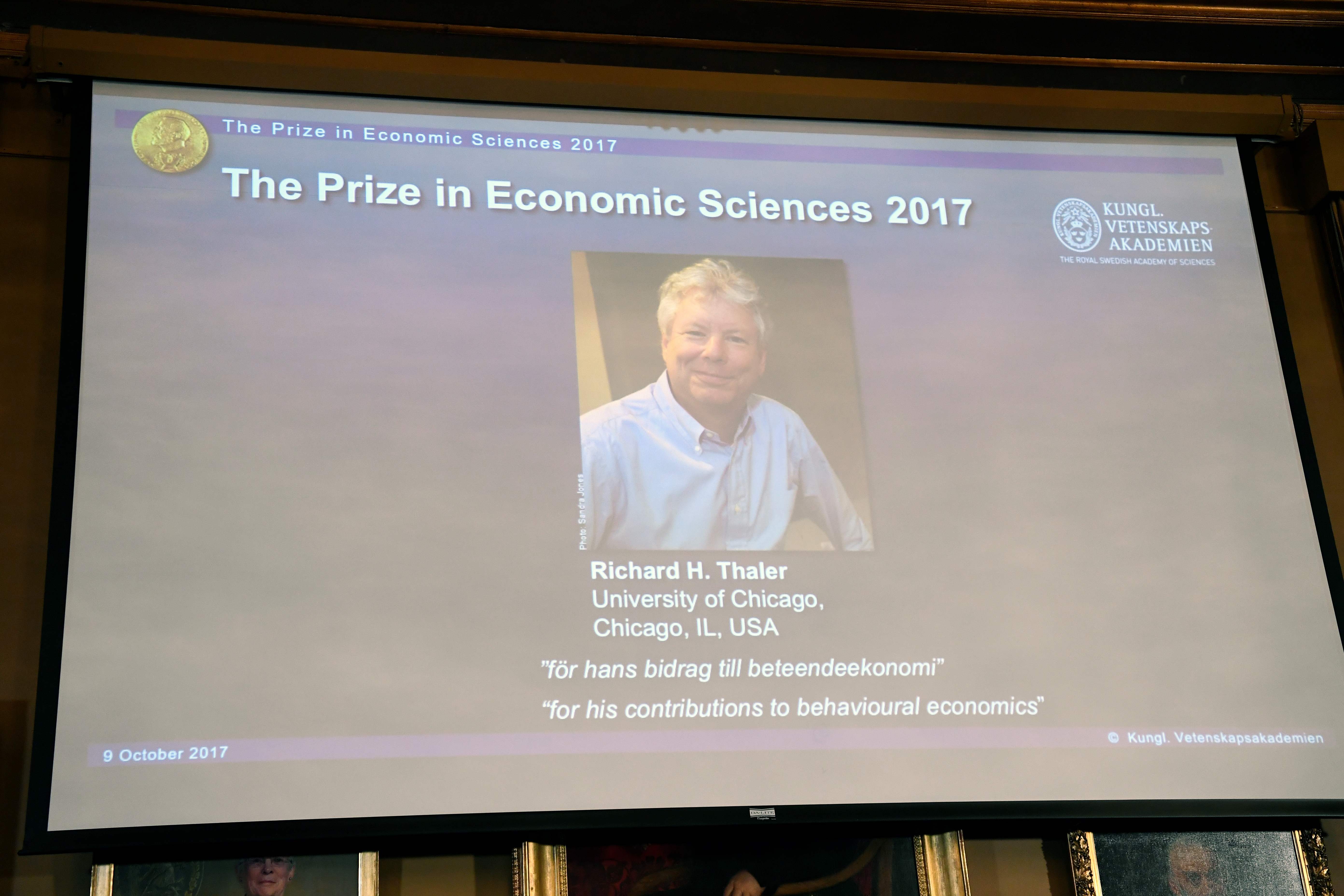 فوز ريتشارد ثالر بجائزة نوبل