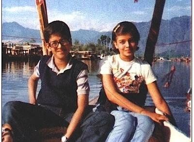 ايشوريا راي في صورة نادرة مع شقيقها أديتيا بمرحلة الطفولة