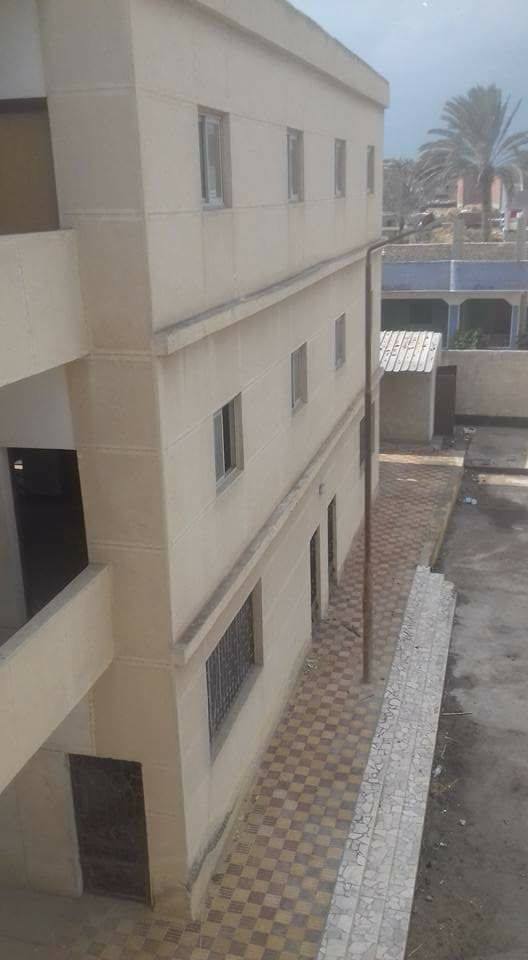 رقم 4 صورة أخري للمستشفي من الخارج