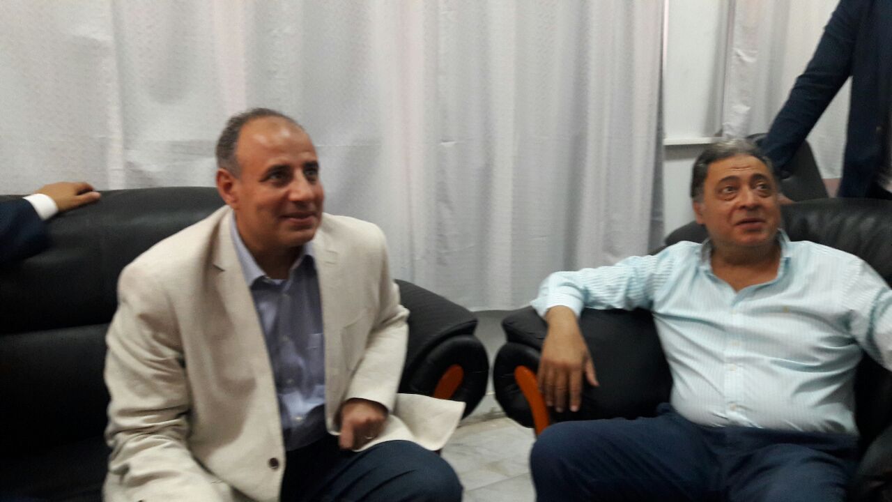 وزير الصحة يتفقد اعمال تطوير مبنى بمستشفى شرق المدينة  (6)
