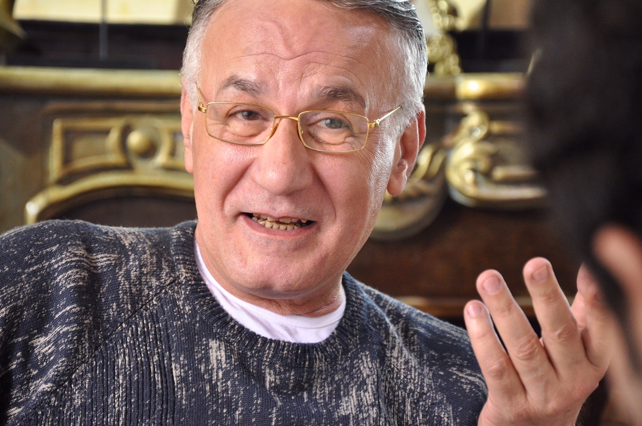 عزت أبو عوف عزت أبو عوف