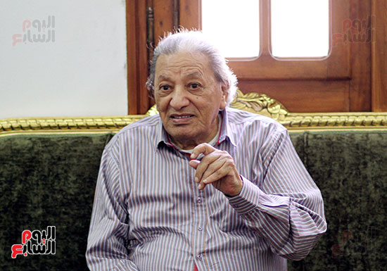 الكاتب الكبير لويس جريس