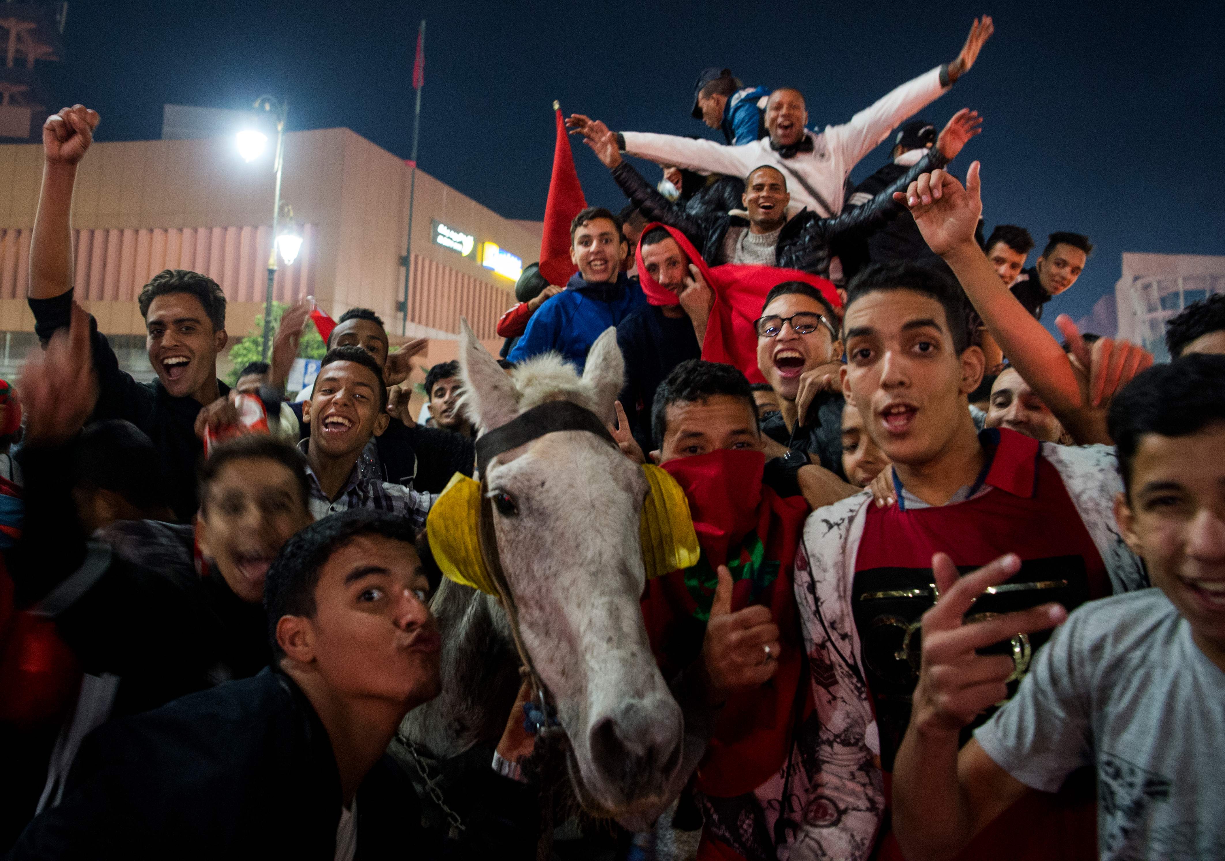فرحة الشباب المغربى بالفوز