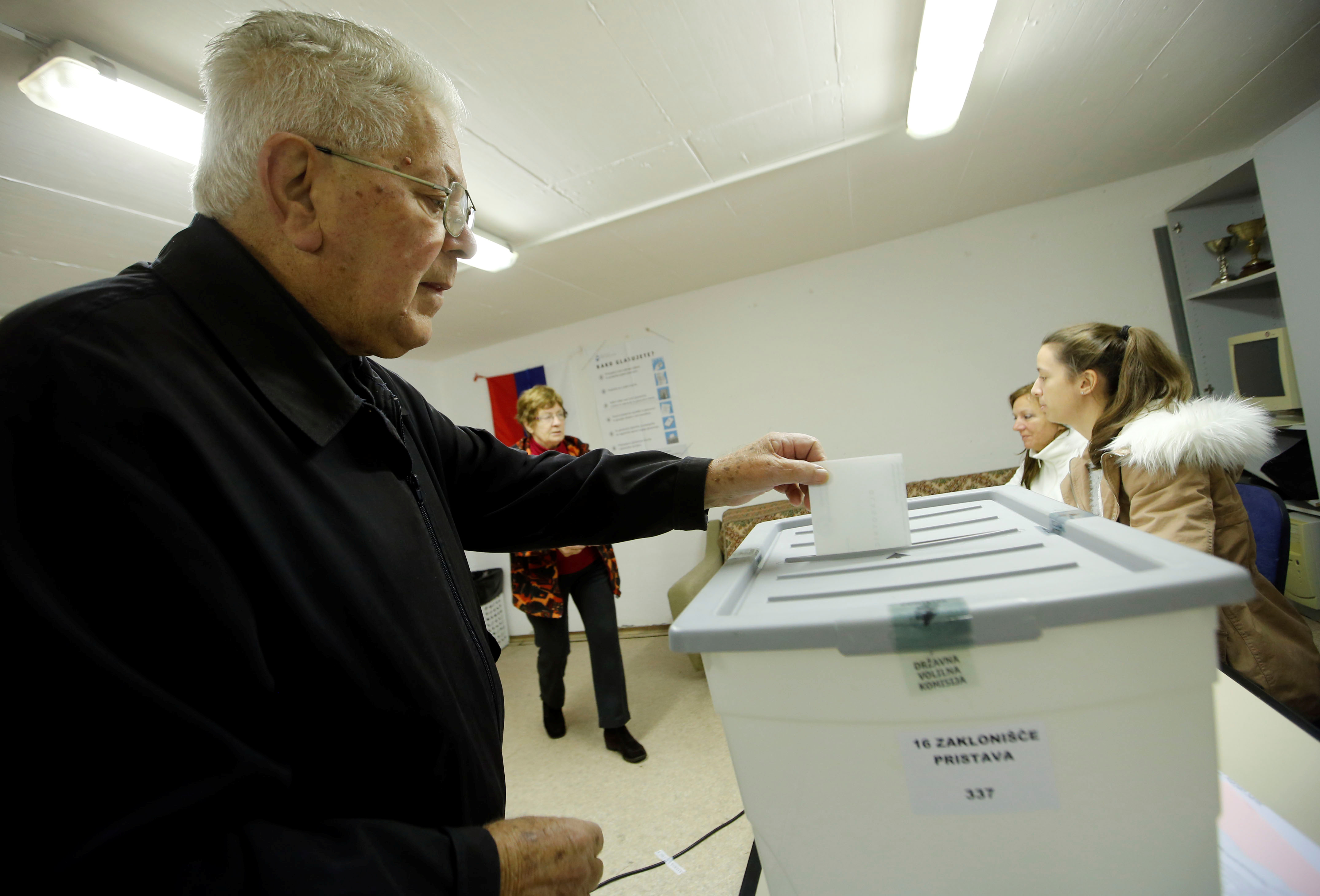 انطلاق الجولة الثانية من الانتخابات الرئاسية فى سلوفينيا