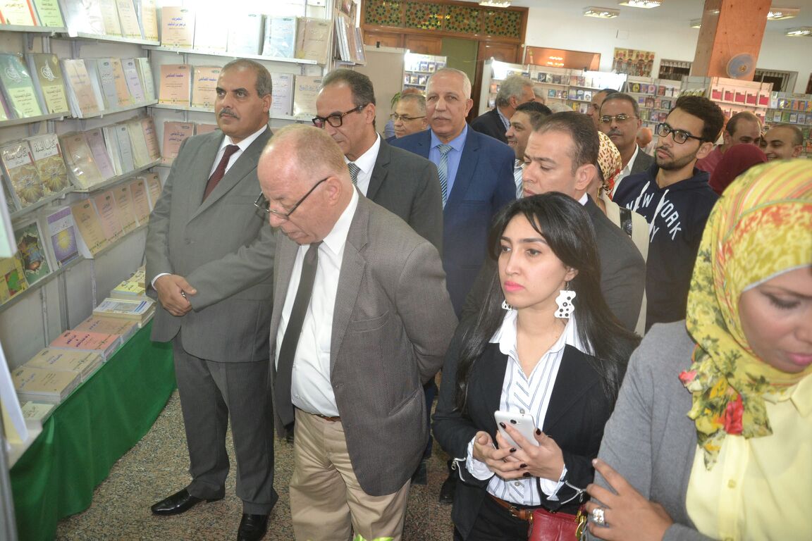  وزير الثقافة يفتتح معرض الكتاب بالأزهر  (5)