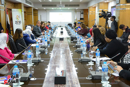 صور اجتماع الوزيرة مع نائبات البرلمان لعرض خطة الوزارة (11)