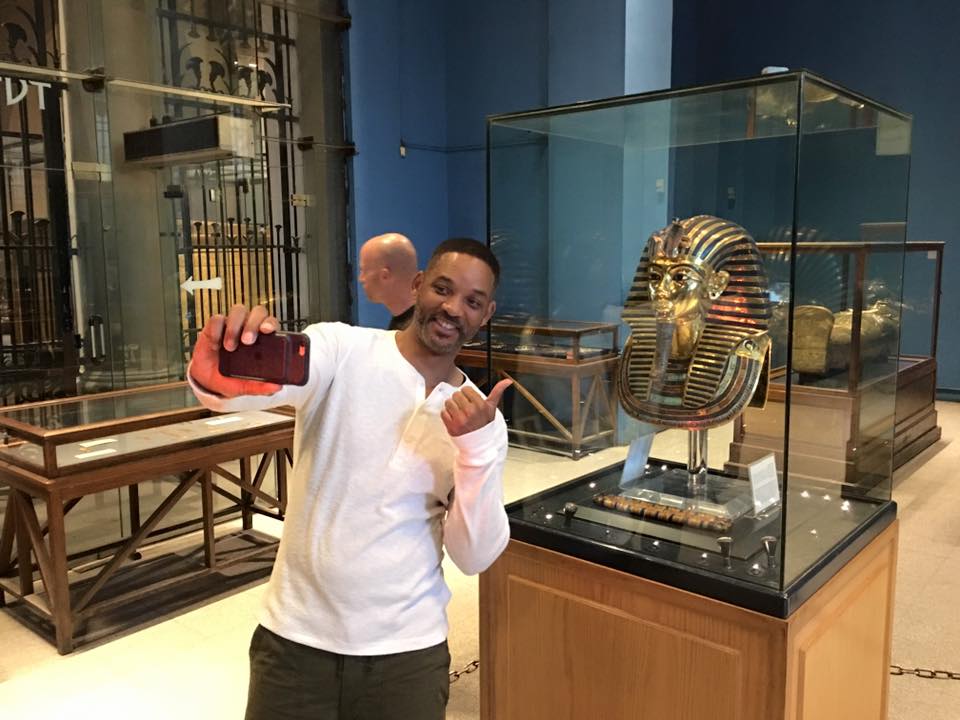 ويل سميث بالمتحف المصرى
