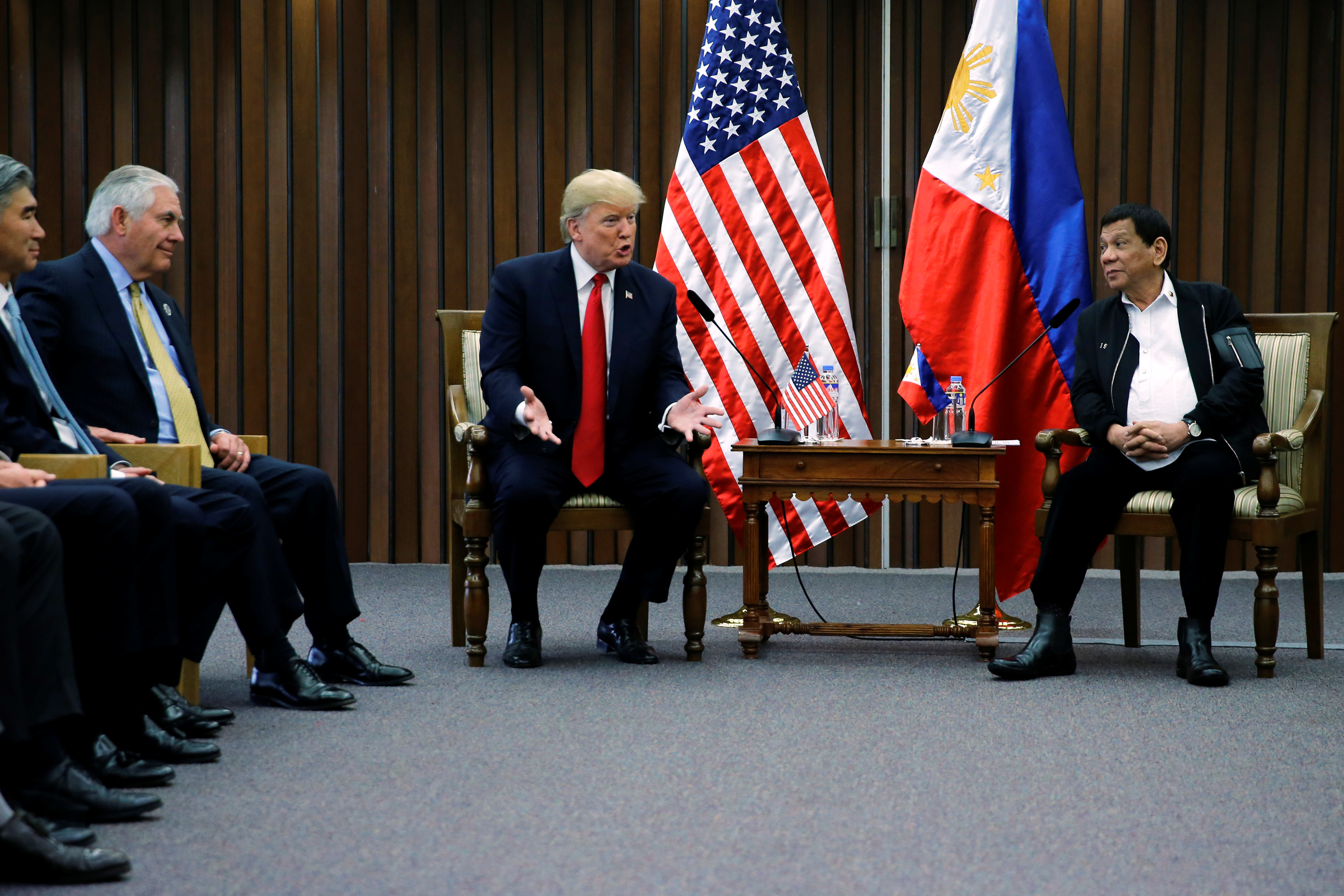 لقاء بين ترامب ورئيس الفلبين على هامش قمة آسيان