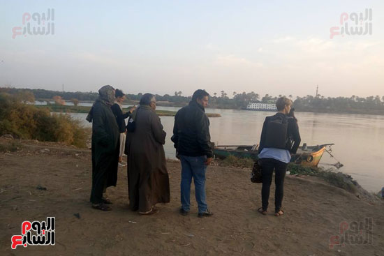 جانب من زيارة الطلاب لنهر النيل والقري المحيطة به