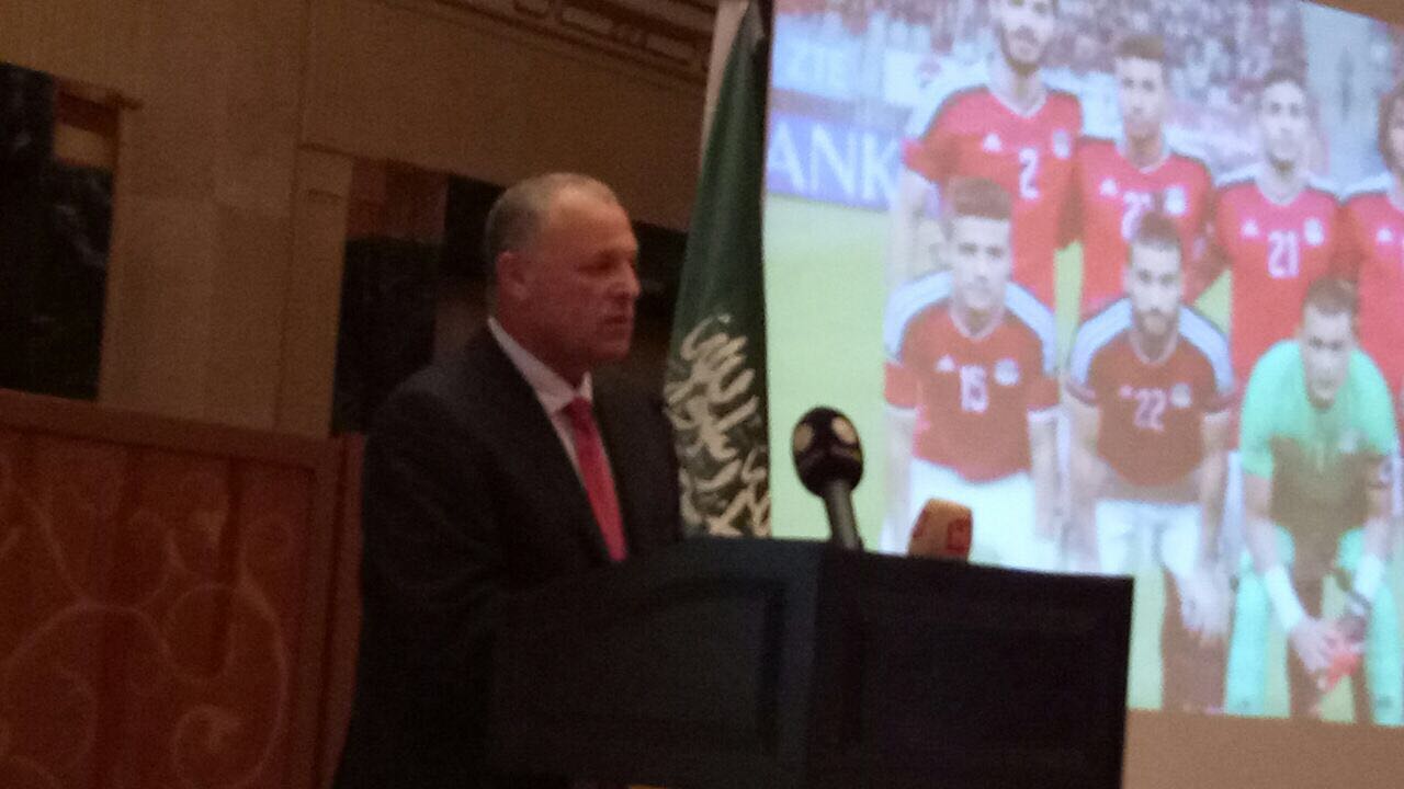 لاعبو المنتخب يحضرون حفل التكريم في السعودية (9)