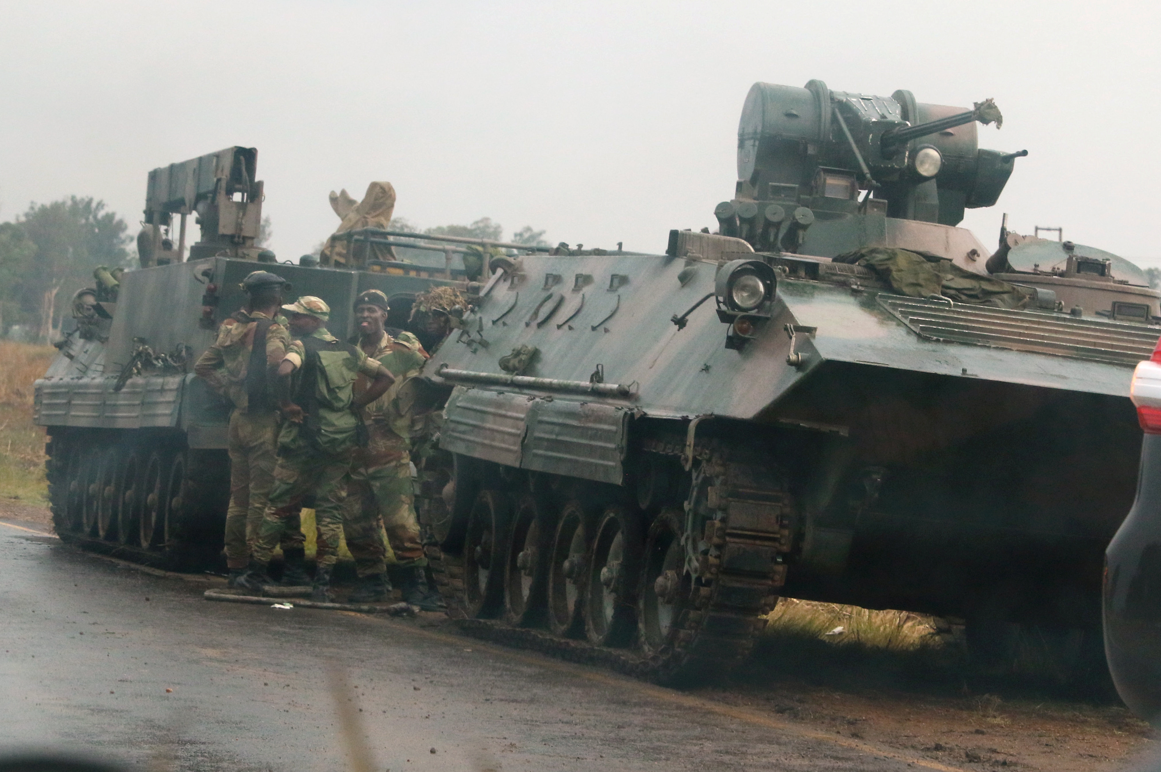 عناصر الجيش الزيمبابوى
