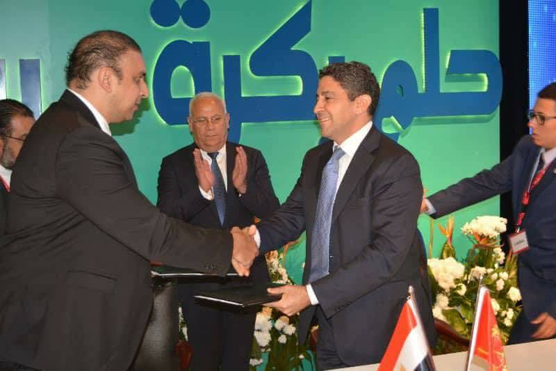 توقيع عقود الفندق3 توقيع عقود الفندق3