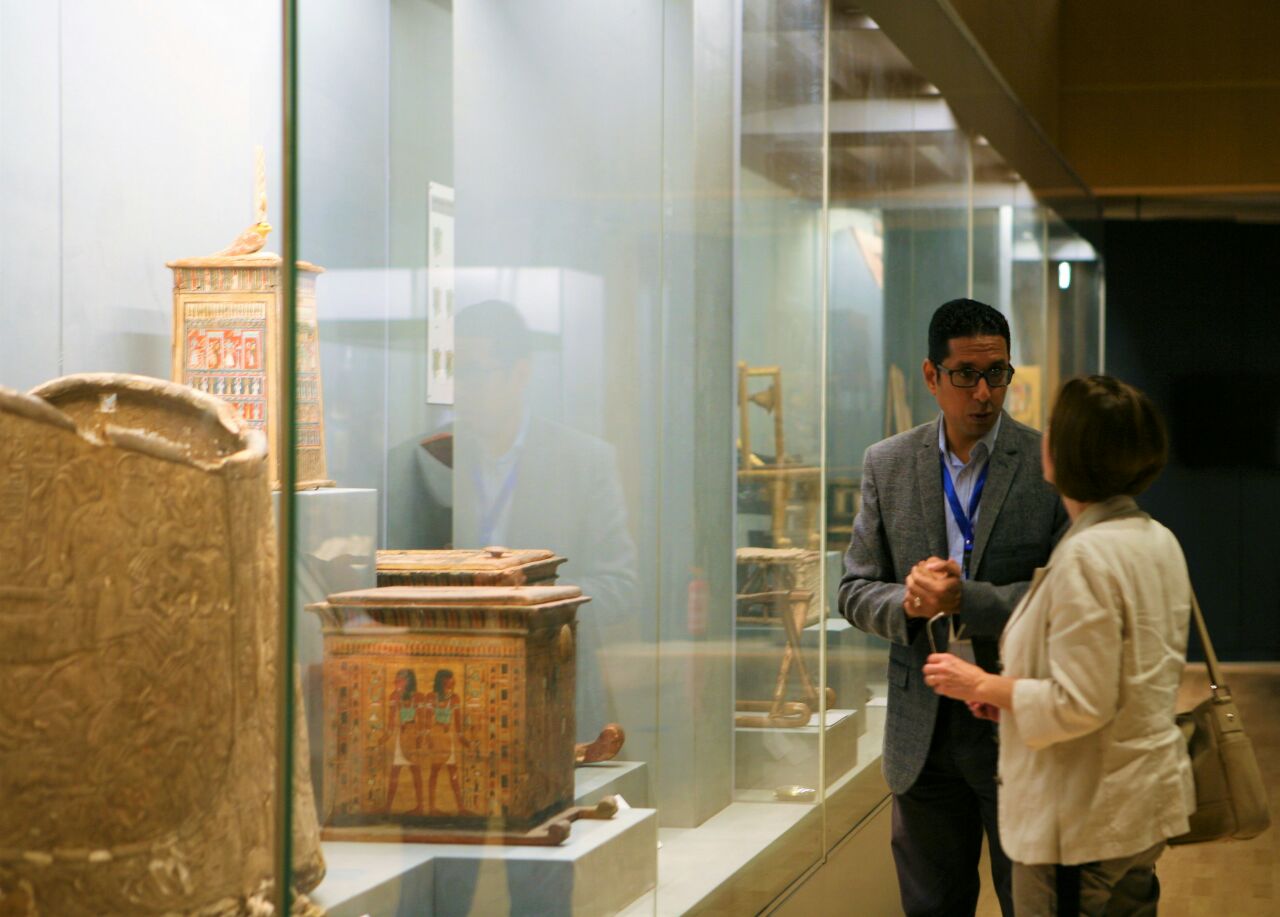 زوجة رئيس برلمان المجر تزور المتحف القومى للحضارة المصرية (3)