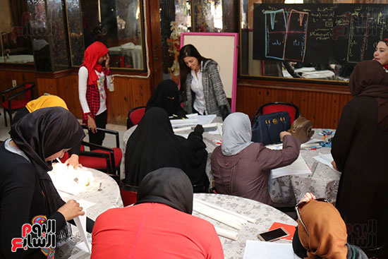 صور   تدريب 50 سيدة بكفر الشيخ على الحرف اليدوية (3)