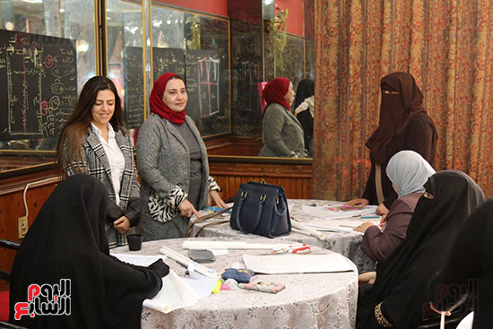 صور   تدريب 50 سيدة بكفر الشيخ على الحرف اليدوية (1)