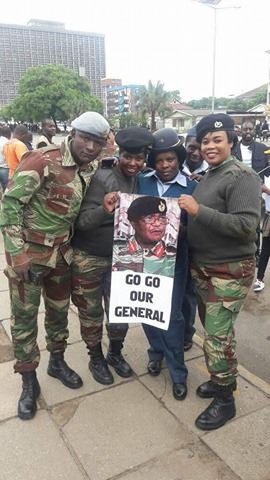 قوات الجيش الزمبابوى تطالب موجابى بإعلان الرحيل رسميا