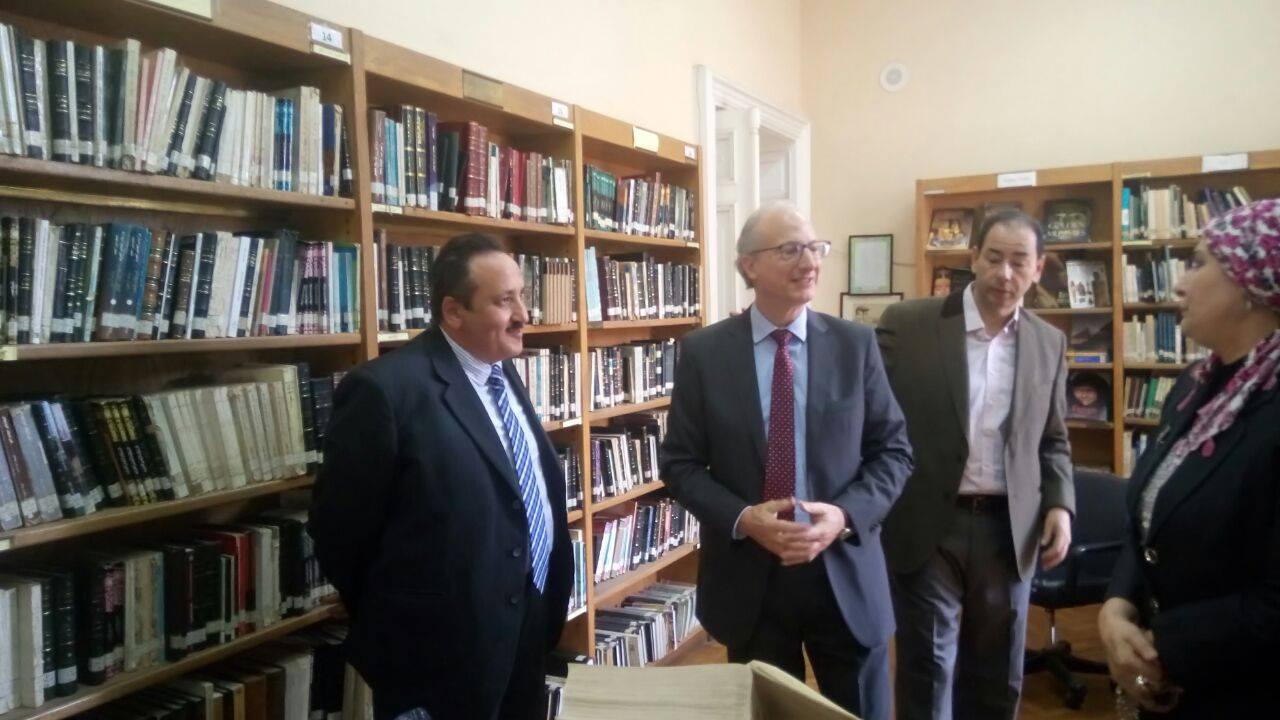 زيارة سفير الارجنتين لمكتبة القاهرة الكبرى (9)