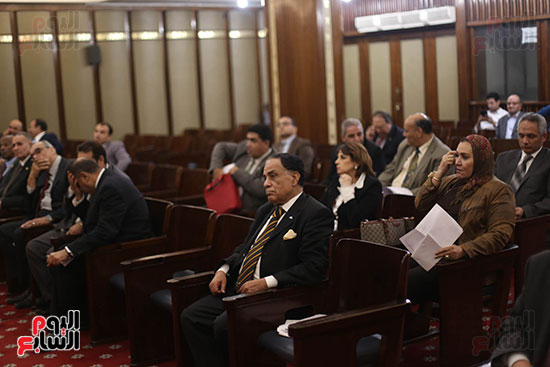 صور  لجنة الشئون التشريعية والدستورية (9)