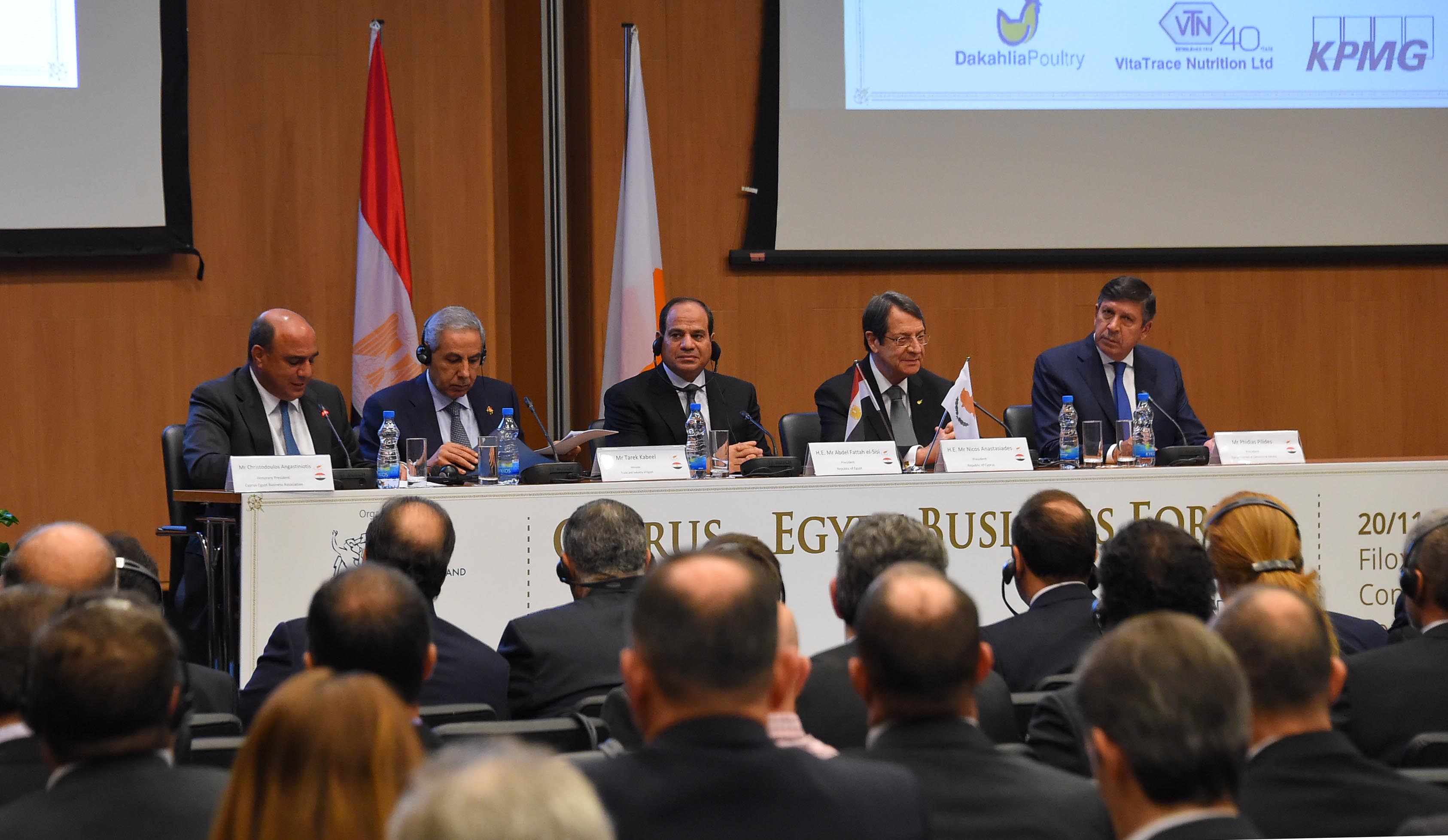 صور مشاركة السيد الرئيس في افتتاح منتدى الأعمال المصري القبرصي (2)
