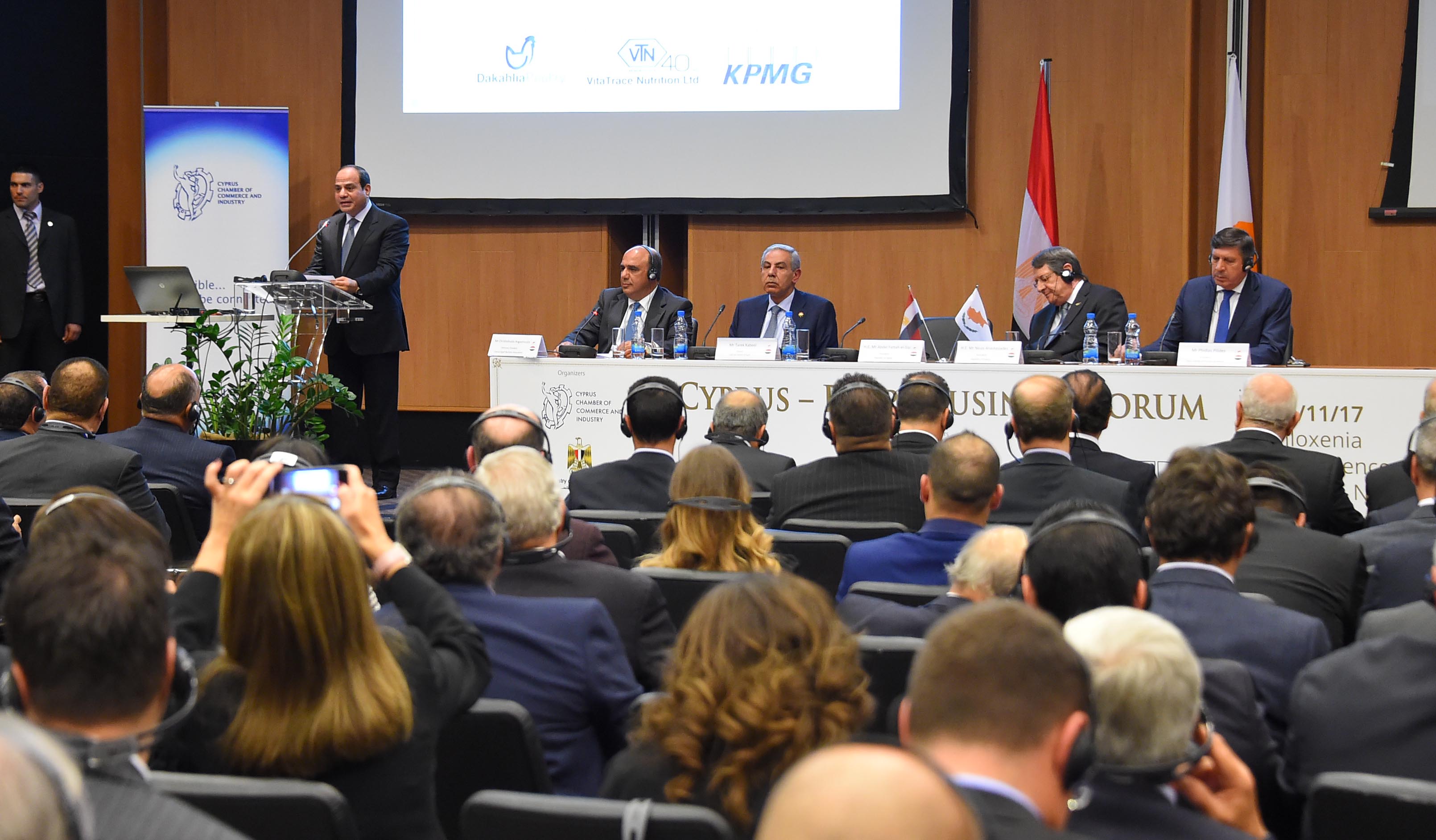 صور مشاركة السيد الرئيس في افتتاح منتدى الأعمال المصري القبرصي (4)