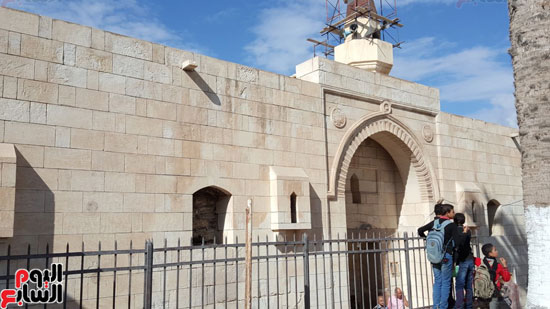 صور زيارة  حفيد شامبليون الى قلعة قايتباى (3)