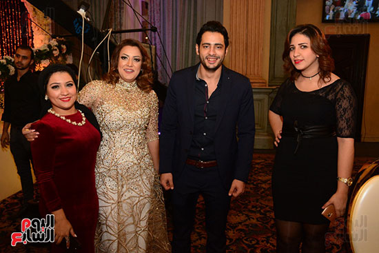 نجوم مسرح مصر وزوجاتهم يشاركون ويزو و شريف حسني (21)