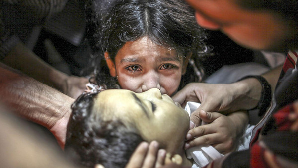 جرائم تمارس ضد الأطفال فى سوريا وفلسطين (8)
