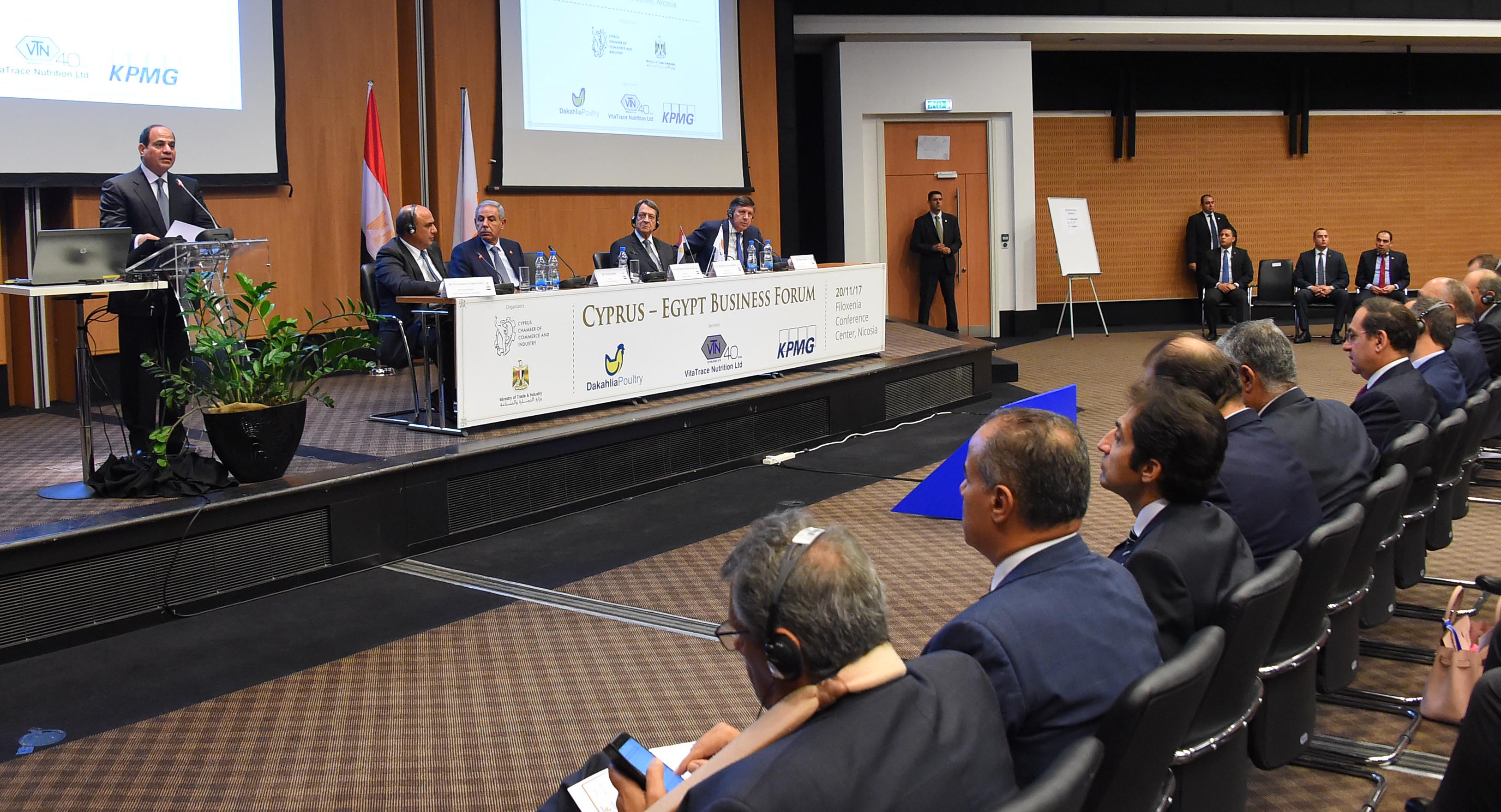 صور مشاركة السيد الرئيس في افتتاح منتدى الأعمال المصري القبرصي (6)