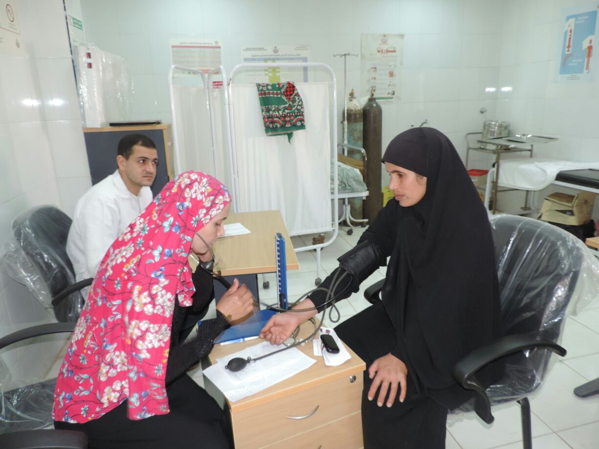 صور قافلة مديرية أمن كفر الشيخ الطبيه المجانية (3)