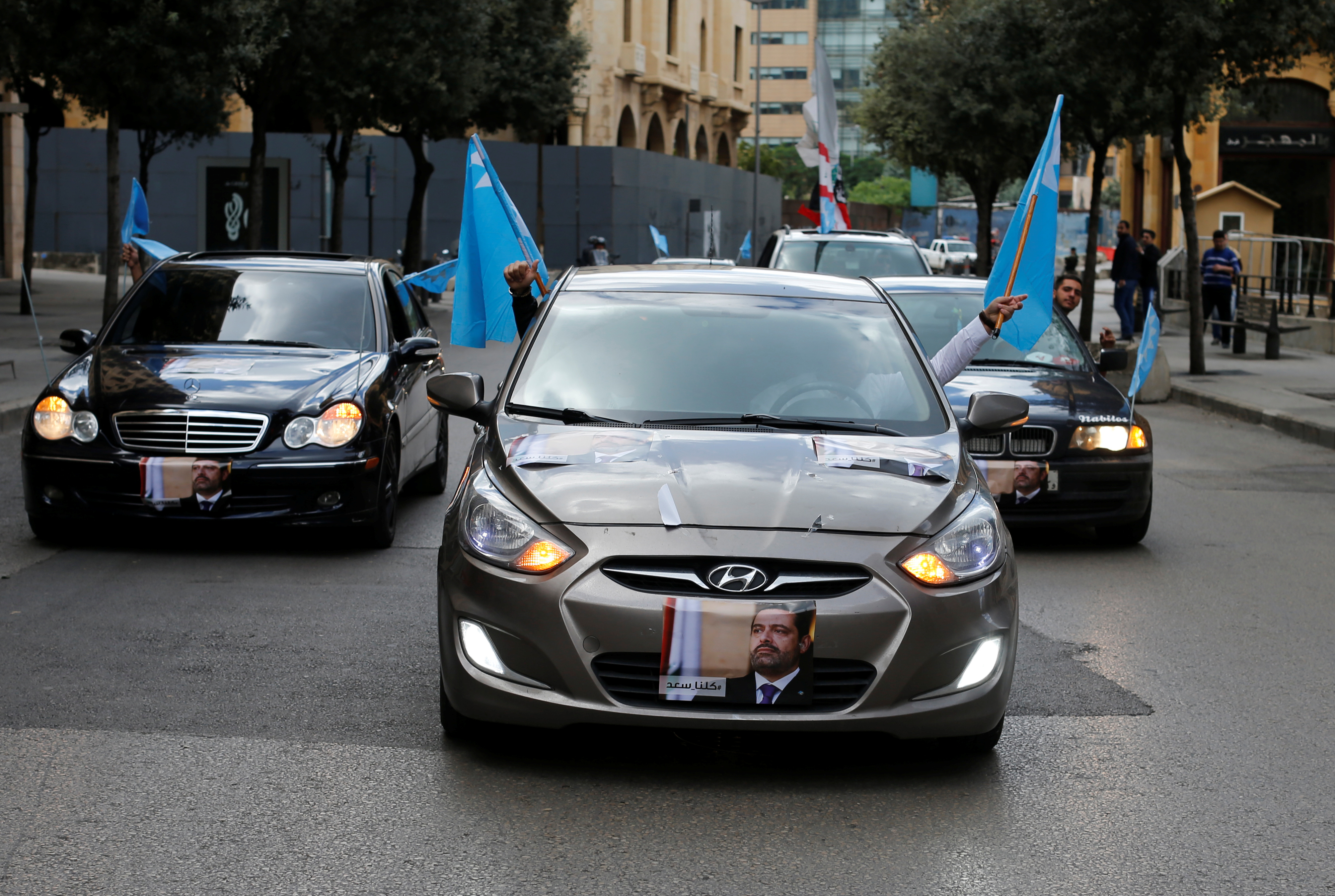 مؤيدو سعد الحريرى يحتفلون برجوعه إلى بيروت