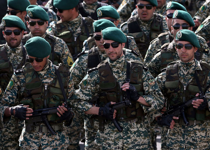 مقاتلو فيلق القدس التابع للحرس الثورى الإيرانى