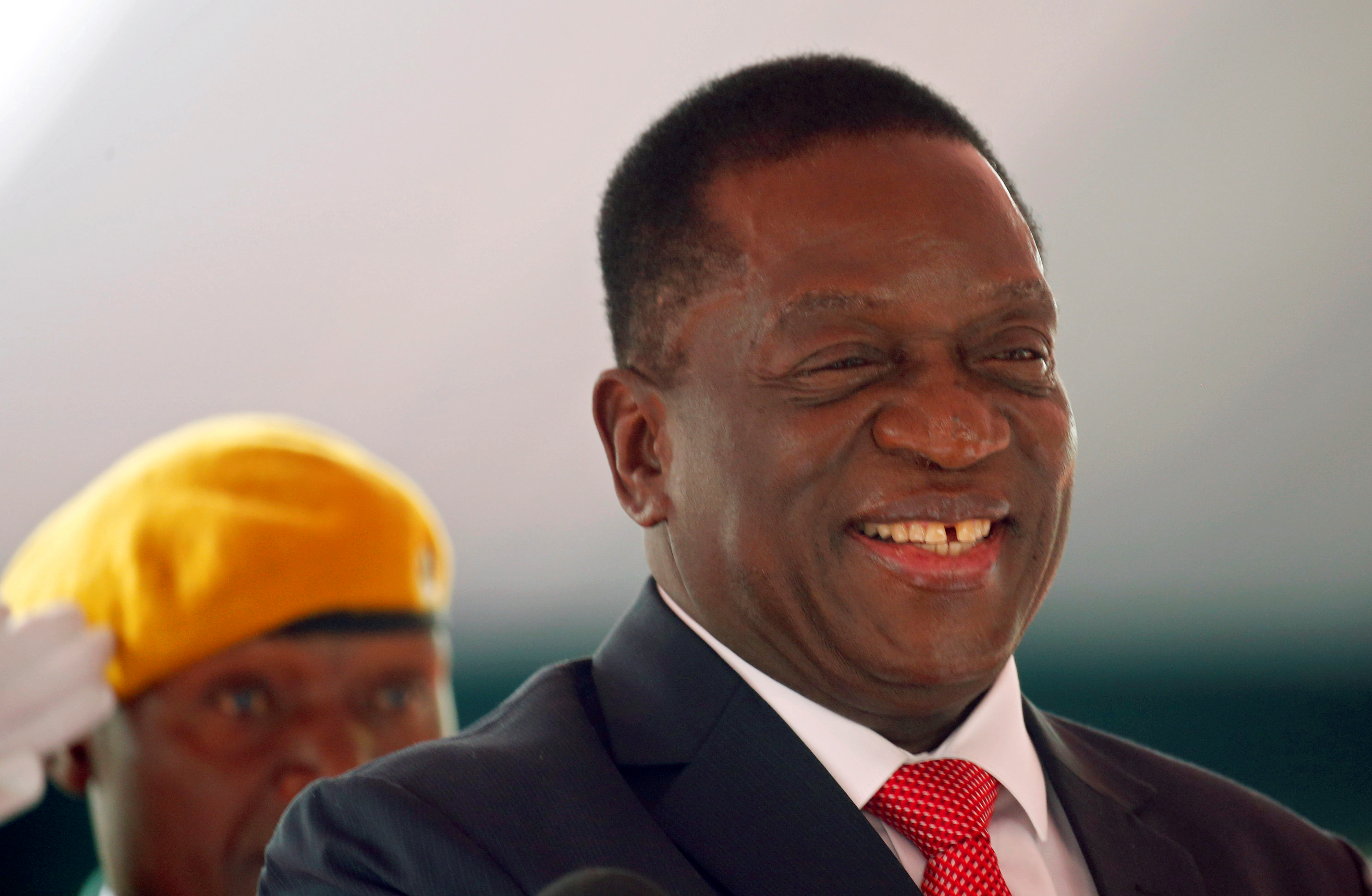 رئيس زيمبابوى الجديد إيمرسون منانجاجوا