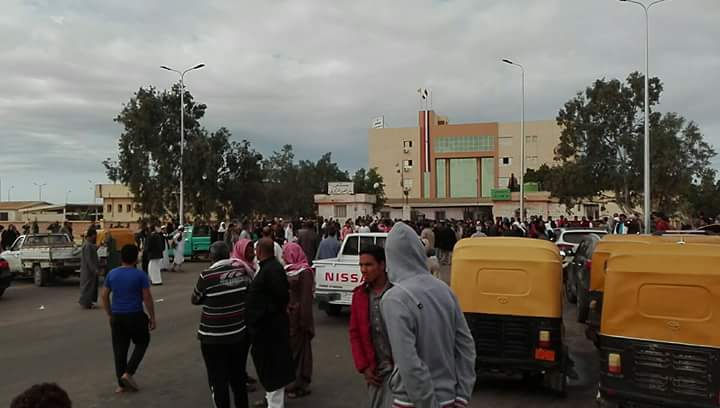 نفاذ اكياس الدم بمستشفى بئر العبد وقلة الإسعافات تعوق نقل المصابين خارج سيناء (3)
