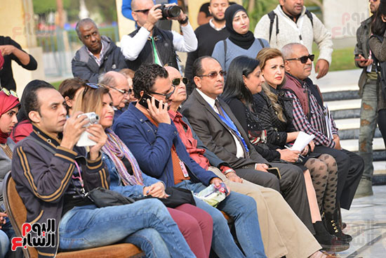 صور ندوة سمير غانم بمهرجان القاهرة السينمائى (15)