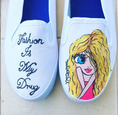 الرسم على الاحذية الرسم على الاحذية