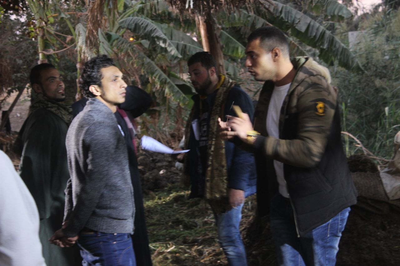 المخرج محمد مصطفي بكر في فيلم كسر حق عن صعيد مصر  (3)