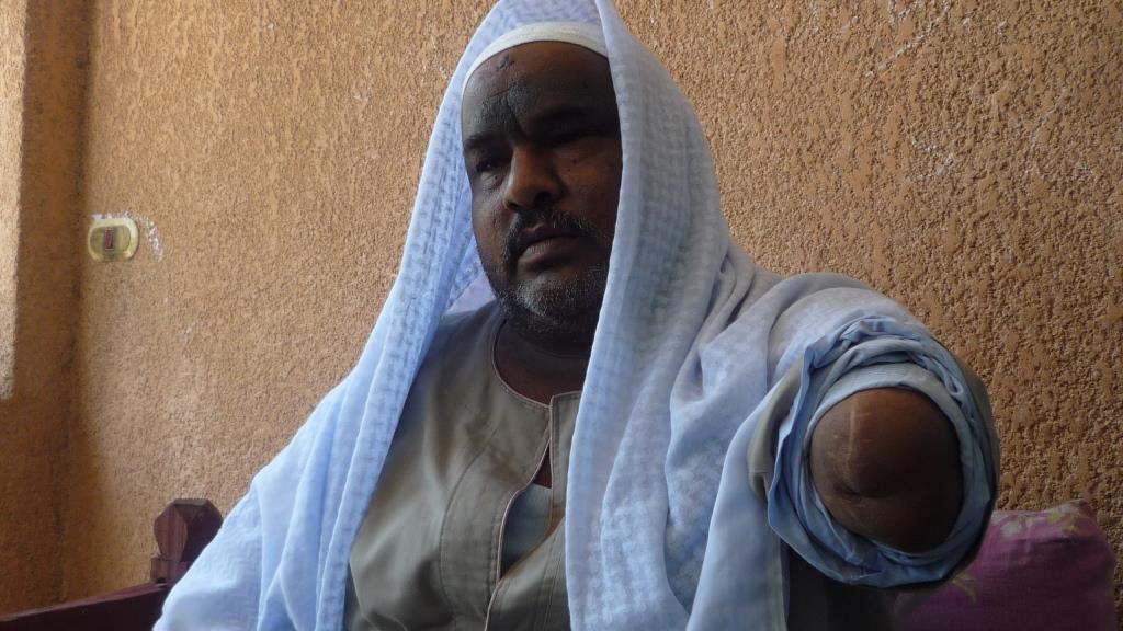 الحارس محمد مرعي خلال لقاؤه مع الصحيفة اليابانية