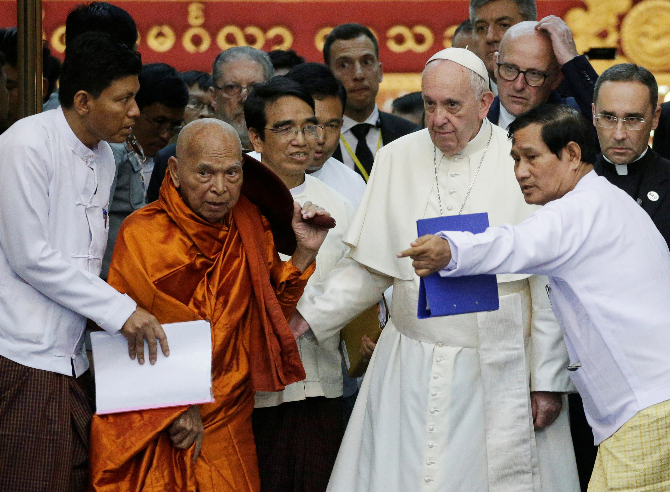 البابا فرنسيسفى بورما