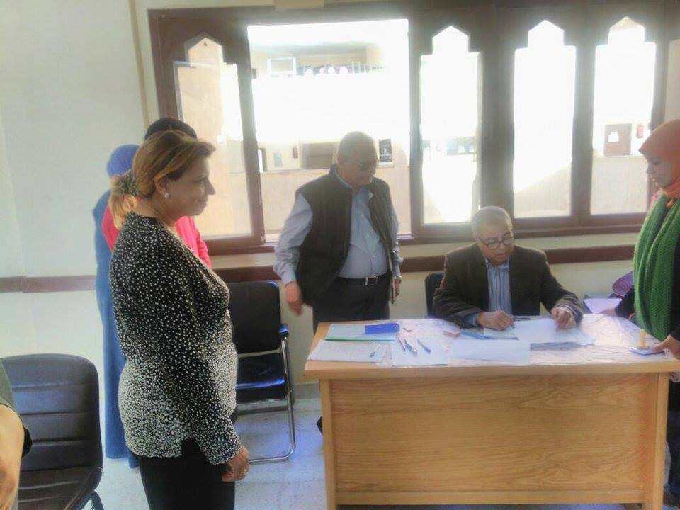  صالح عبد المعطي يتابع مكاتب رعاية الشباب بالكليات