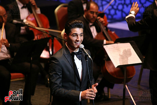 محمد عساف يطرب جمهور مهرجان الموسيقى العربية بأغنية زى الهوا  (14)