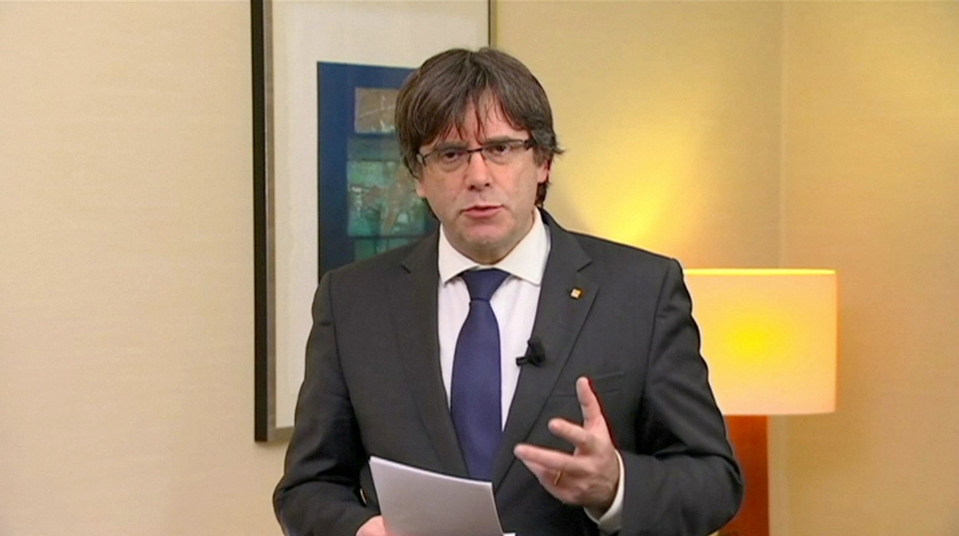 رئيس إقليم كتالونيا خلال كلمة متلفزة