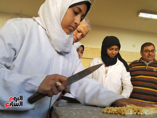 تقطيع الحلوى