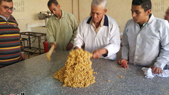  جانب من التصنيع