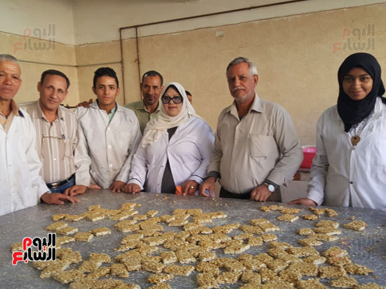 صورة تذكارية للمدرسين